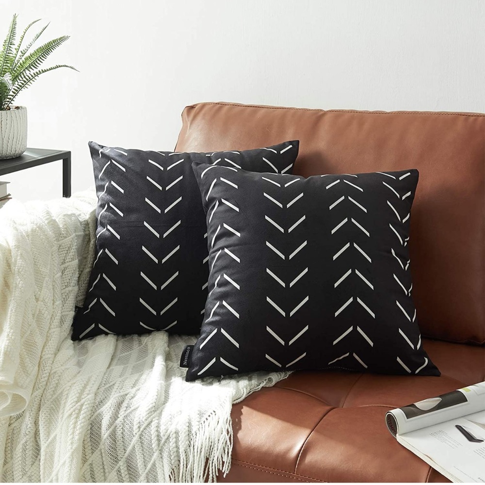 🆕 [home] Arrow print pillow covers set